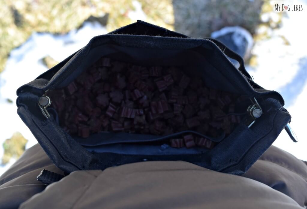 Treat pouch loaded up for training!