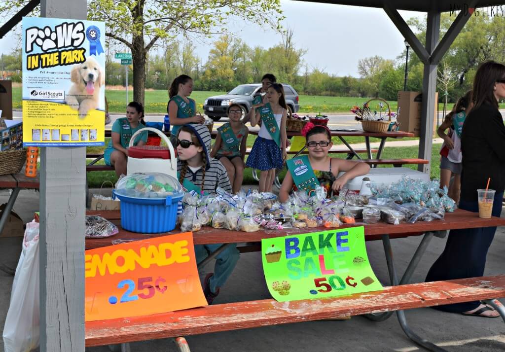 Raising money for the shelter dogs at Happy Tails Rescue with a bake sale