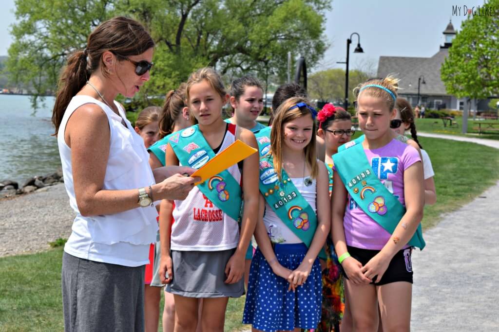 Girl Scout Bronze Award Ideas - Paws in the Park