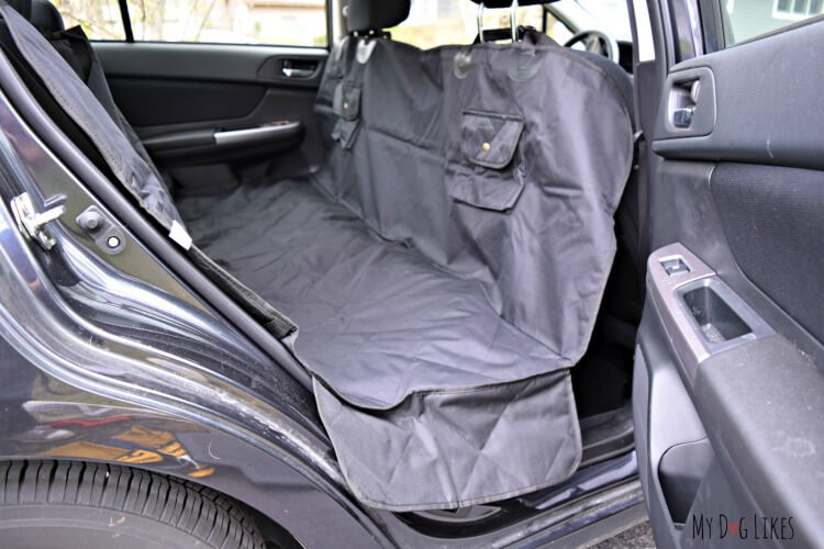 Fold-out side flaps help to protect the edge of your seat and paint on your vehicle.
