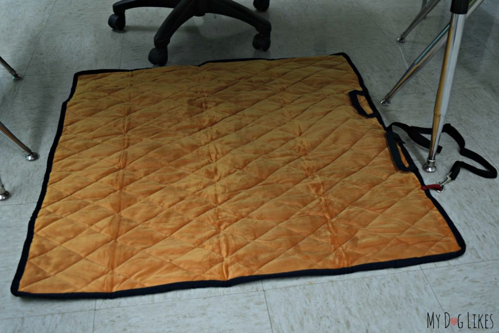 Large mat laid out under a table - Brown Velour