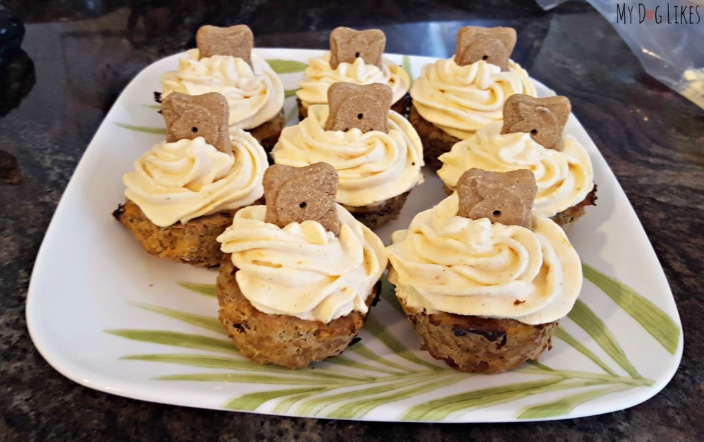 Adding biscuits as treat toppers