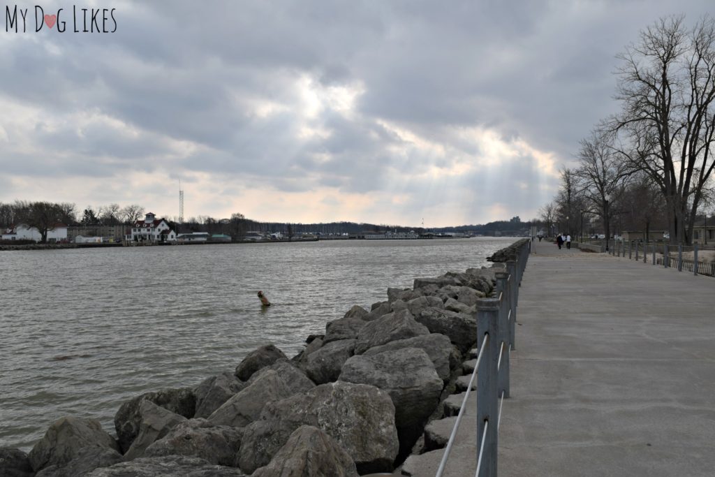 Looking into the Port of Rochester from the Pier