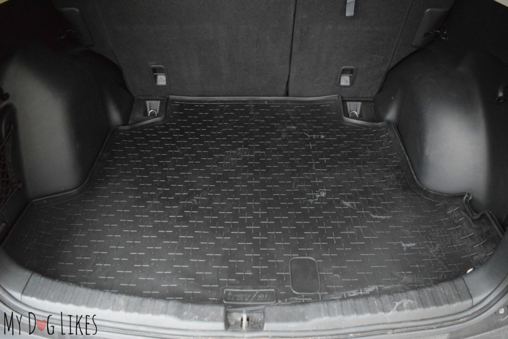 Custom fit cargo liner for a Honda CR-V
